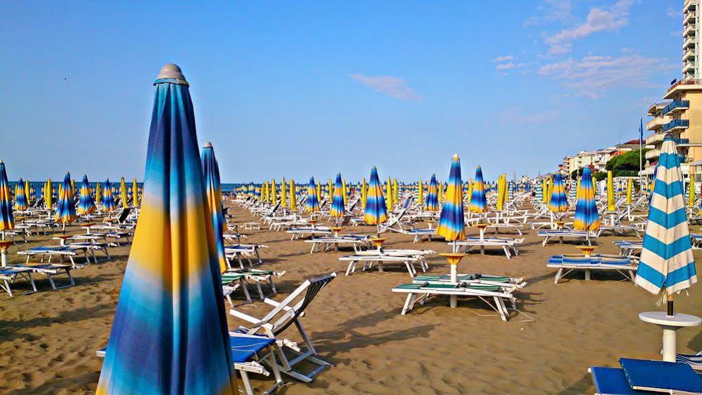 Hotel Madera Lido di Jesolo Buitenkant foto